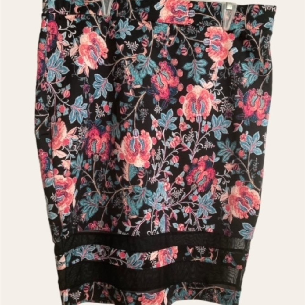 Boutique + JCP Floral Pencil Skirt Size 1X NWT